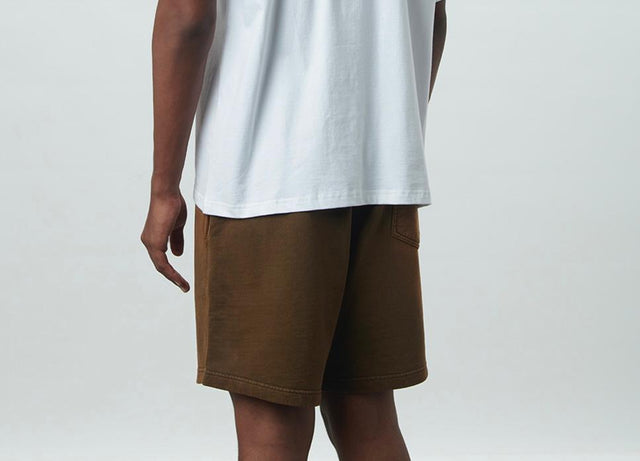 BASIC SHORTS IN WASHED BROWN [UNISEX]